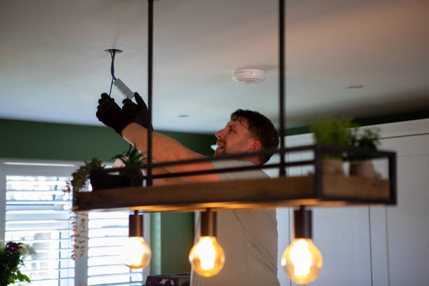Best Commercial Electrician Services  in Rden, WA